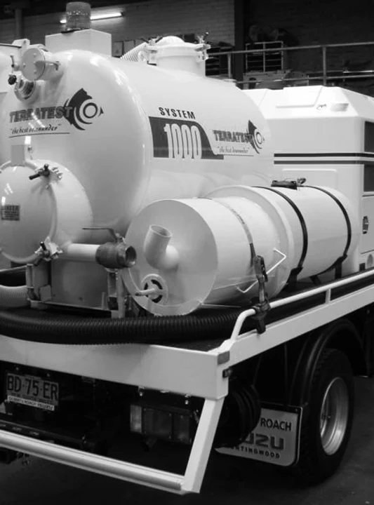 Vacmaster 1000 002 BW.jpg